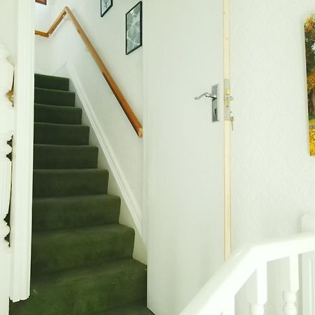 Service Accommodation 2 Bed Room Apartment In Newport South Wales Near Celtic Manor Icc Wales Εξωτερικό φωτογραφία