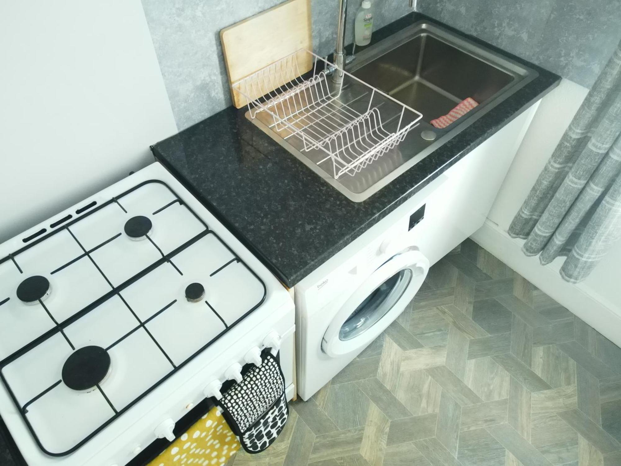 Service Accommodation 2 Bed Room Apartment In Newport South Wales Near Celtic Manor Icc Wales Εξωτερικό φωτογραφία