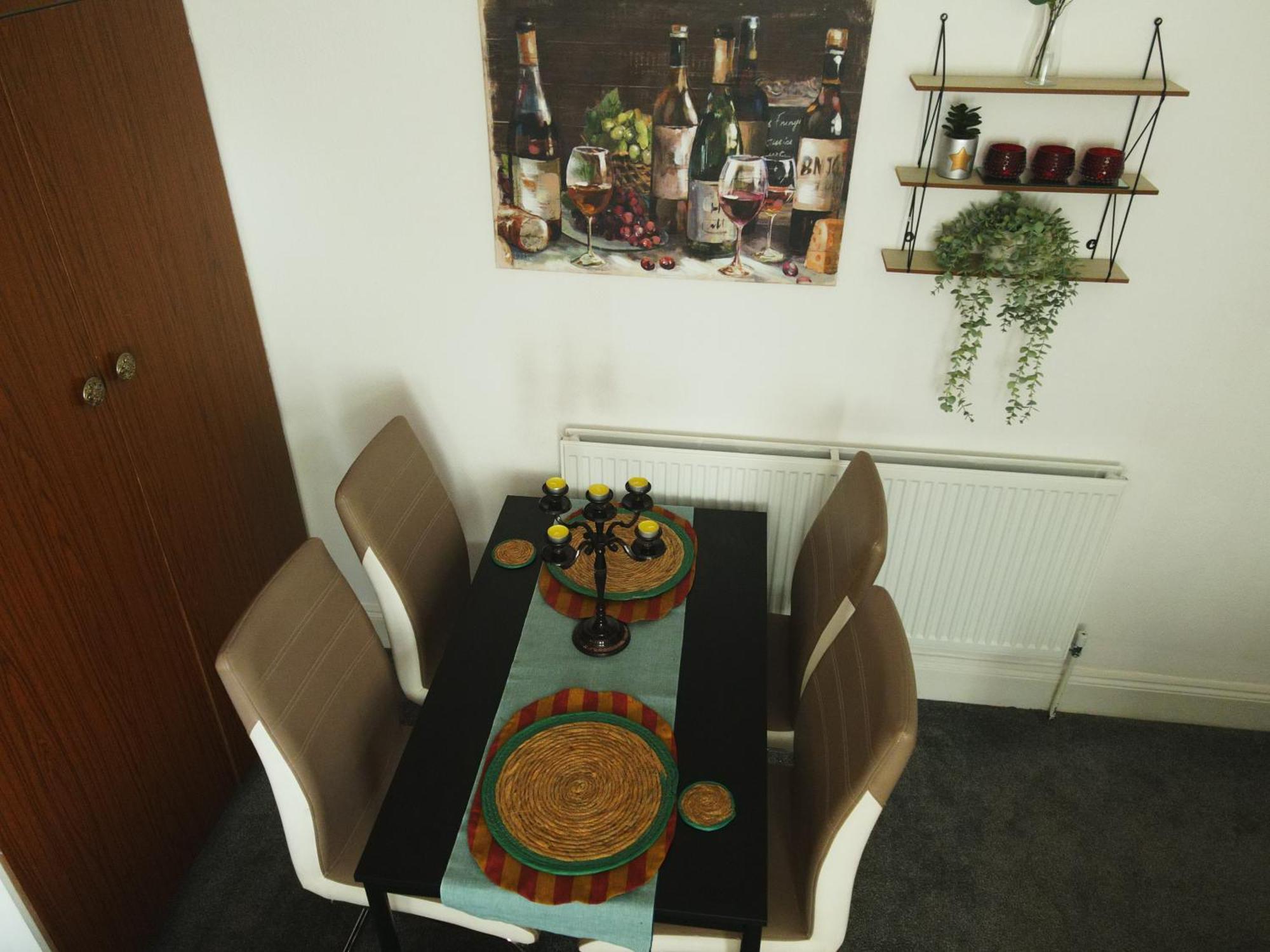 Service Accommodation 2 Bed Room Apartment In Newport South Wales Near Celtic Manor Icc Wales Εξωτερικό φωτογραφία