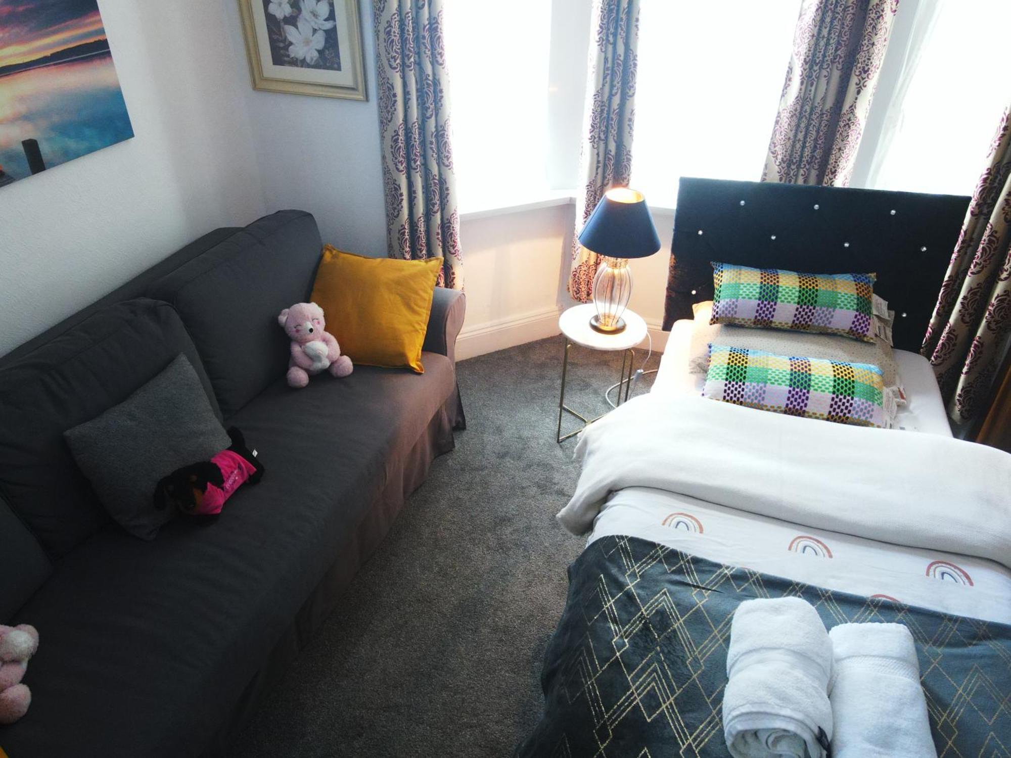 Service Accommodation 2 Bed Room Apartment In Newport South Wales Near Celtic Manor Icc Wales Εξωτερικό φωτογραφία