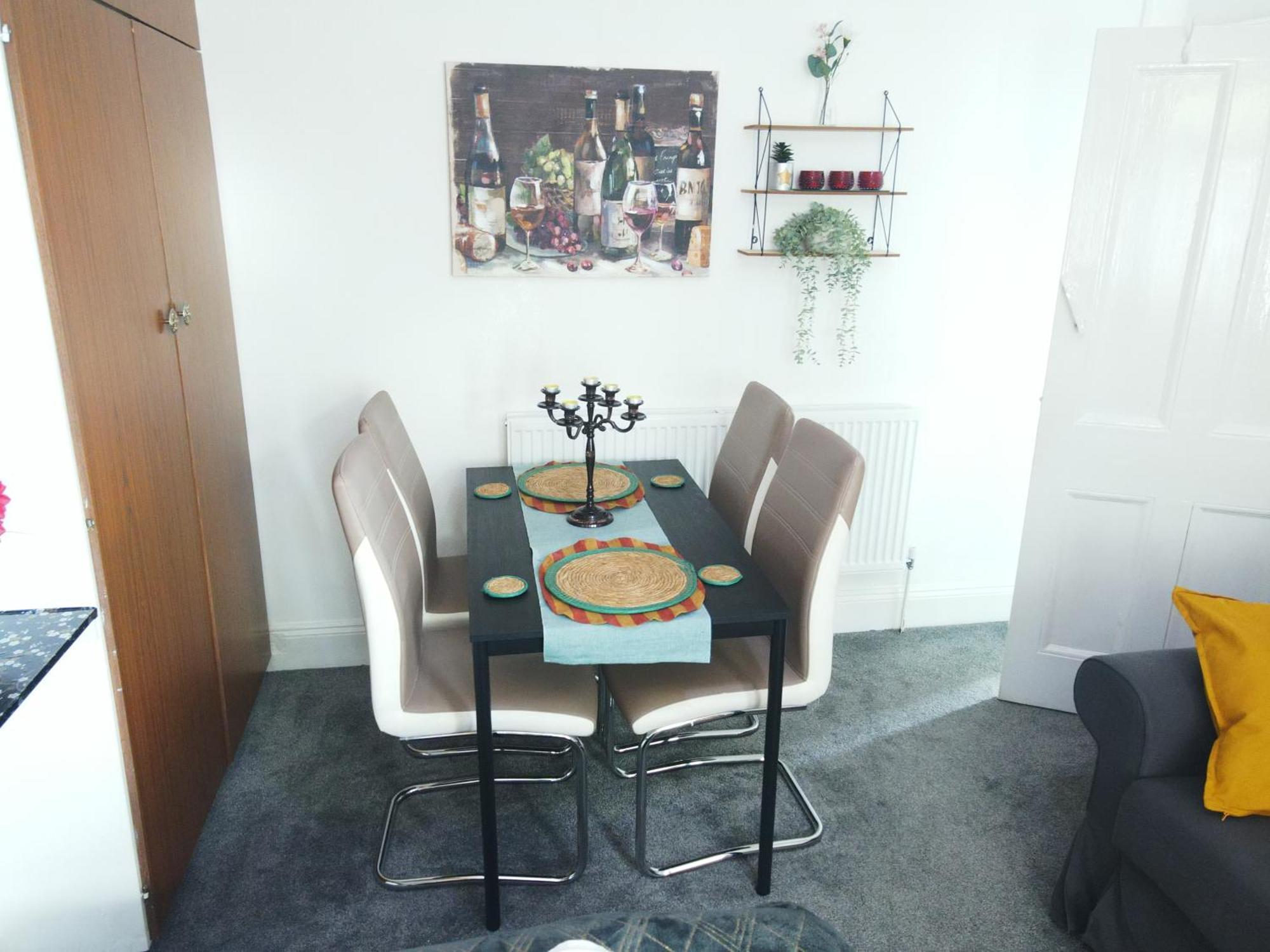 Service Accommodation 2 Bed Room Apartment In Newport South Wales Near Celtic Manor Icc Wales Εξωτερικό φωτογραφία