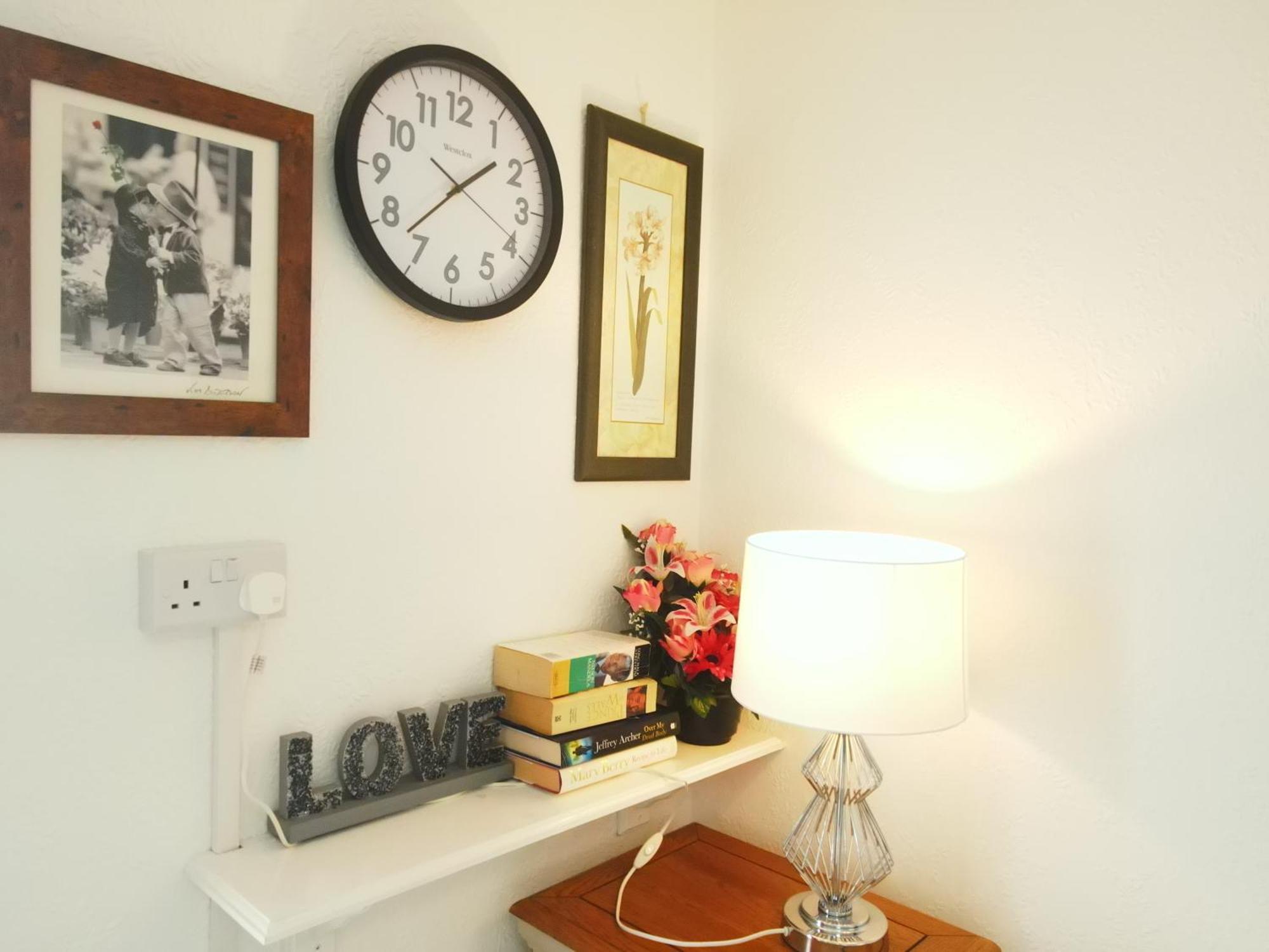 Service Accommodation 2 Bed Room Apartment In Newport South Wales Near Celtic Manor Icc Wales Εξωτερικό φωτογραφία