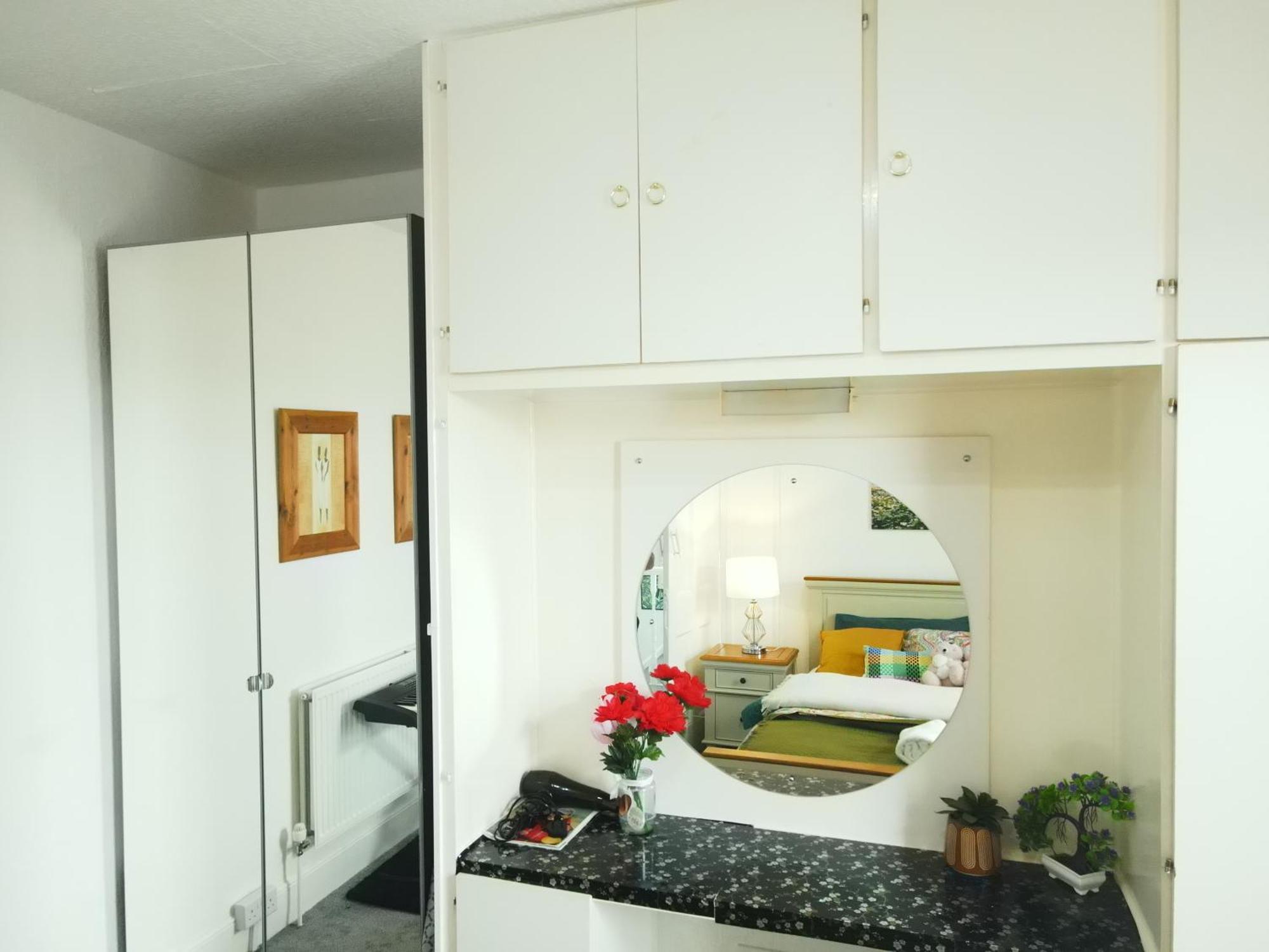 Service Accommodation 2 Bed Room Apartment In Newport South Wales Near Celtic Manor Icc Wales Εξωτερικό φωτογραφία